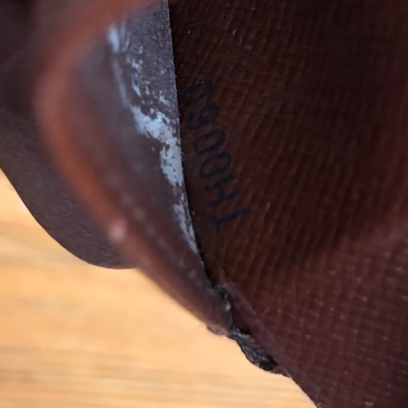 Louis Vuitton wallet - Picture 11 of 12